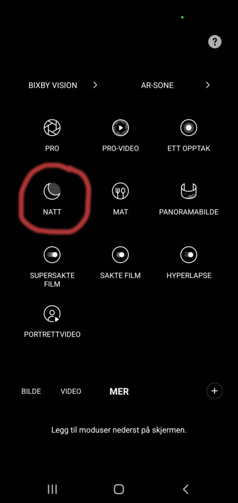 Skjermdump av mobil med natt-modus
